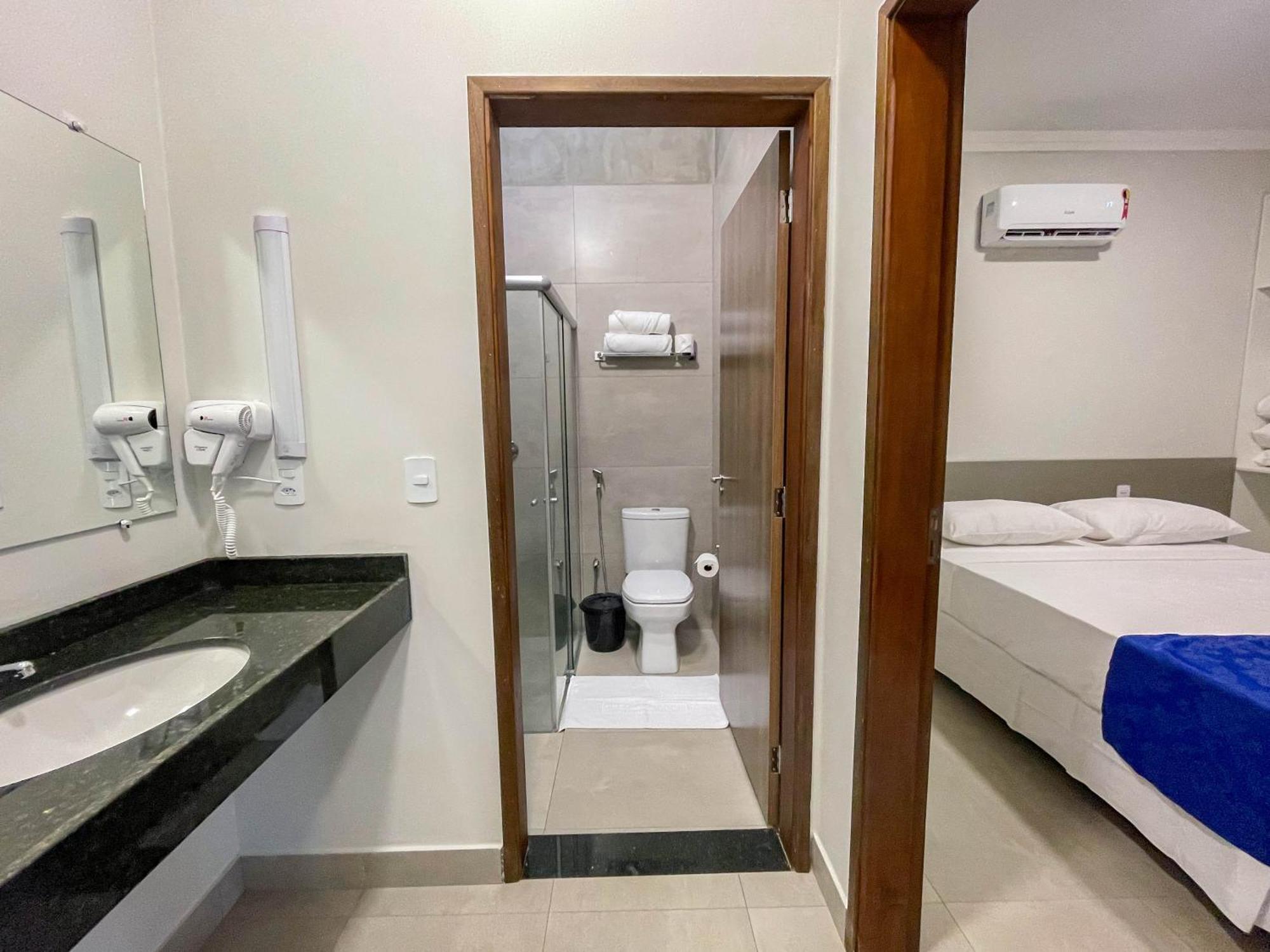 Grandes Lagos Resorts E Parque Aquatico Santa Clara d'Oeste Kamer foto
