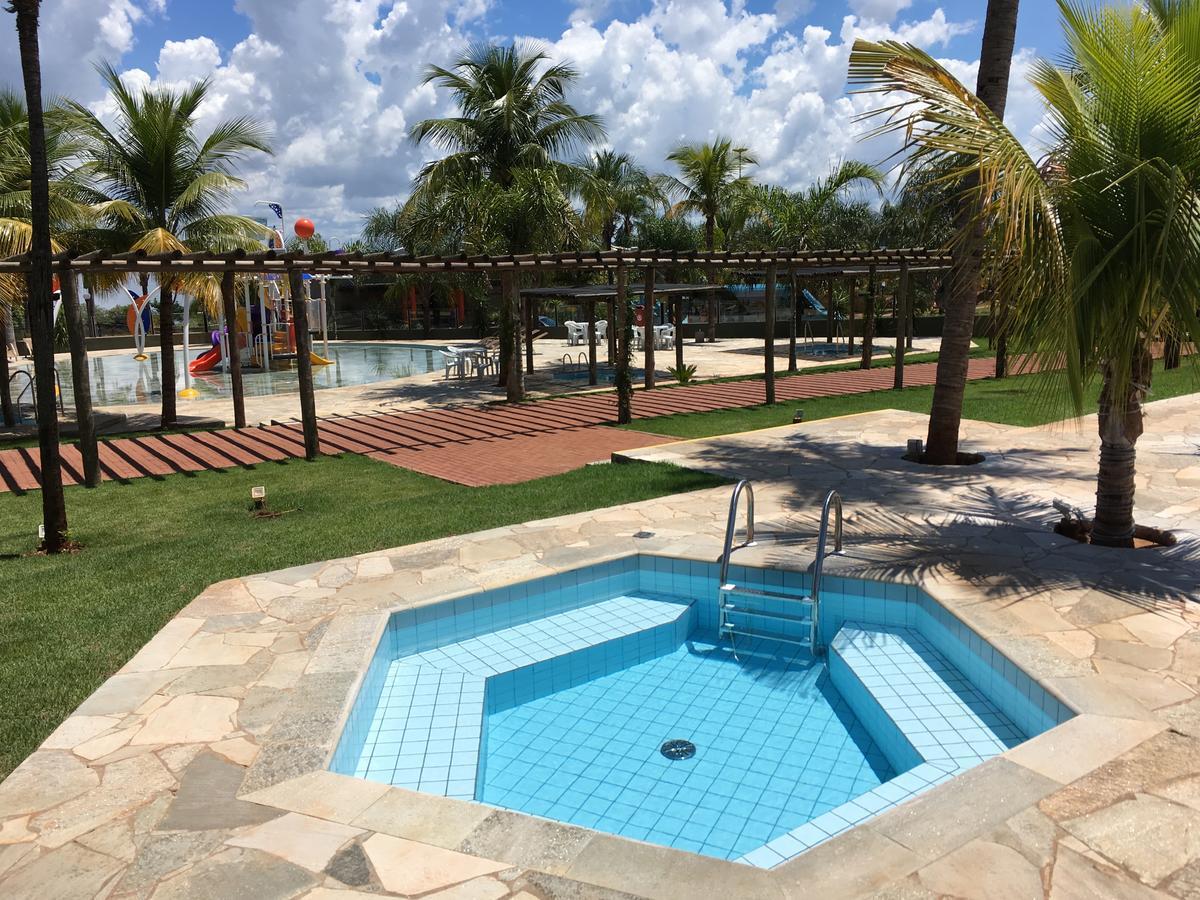 Grandes Lagos Resorts E Parque Aquatico Santa Clara d'Oeste Buitenkant foto